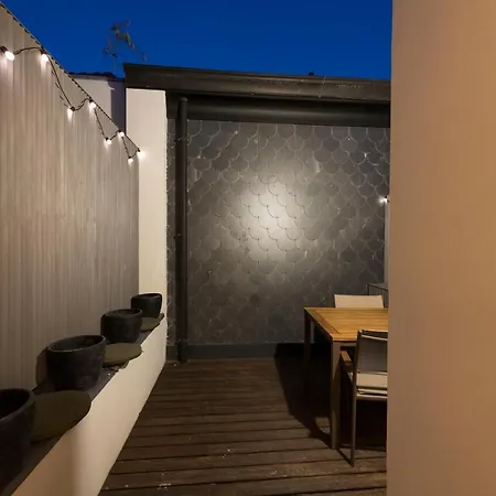 Flores Retreat * Oporto