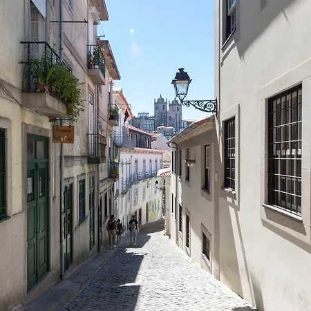 Flores Retreat Lägenhet *